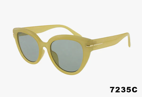 7235C - Wholesale Fashion Cat Eye Frame Sunglasses