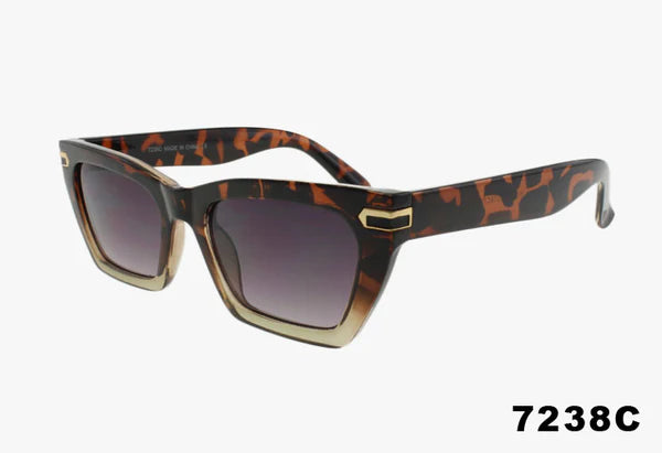 7238C - Wholesale Classic Medium Rectangular Shaped Sunglasses