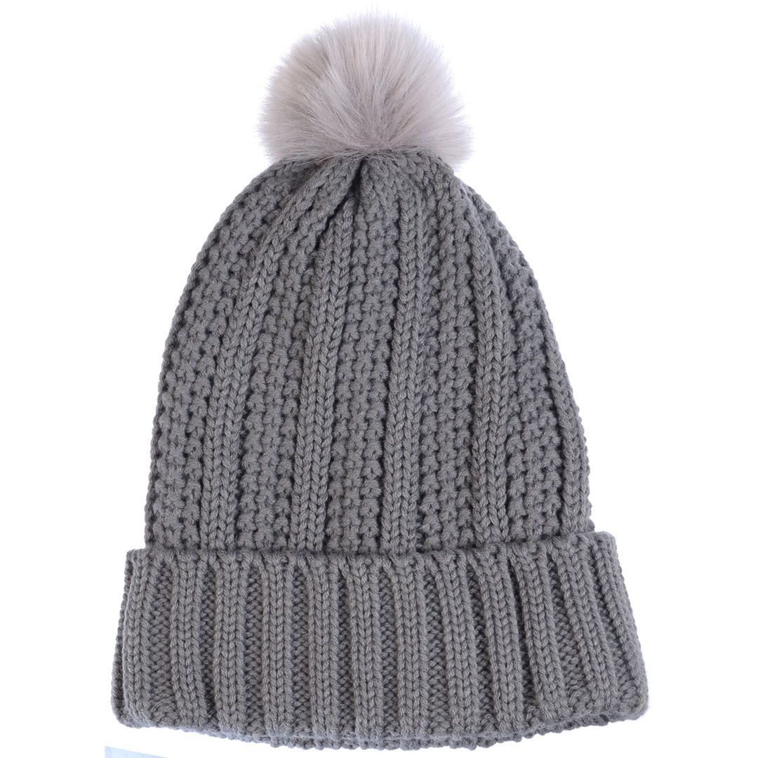 3717 - One Dozen Hats