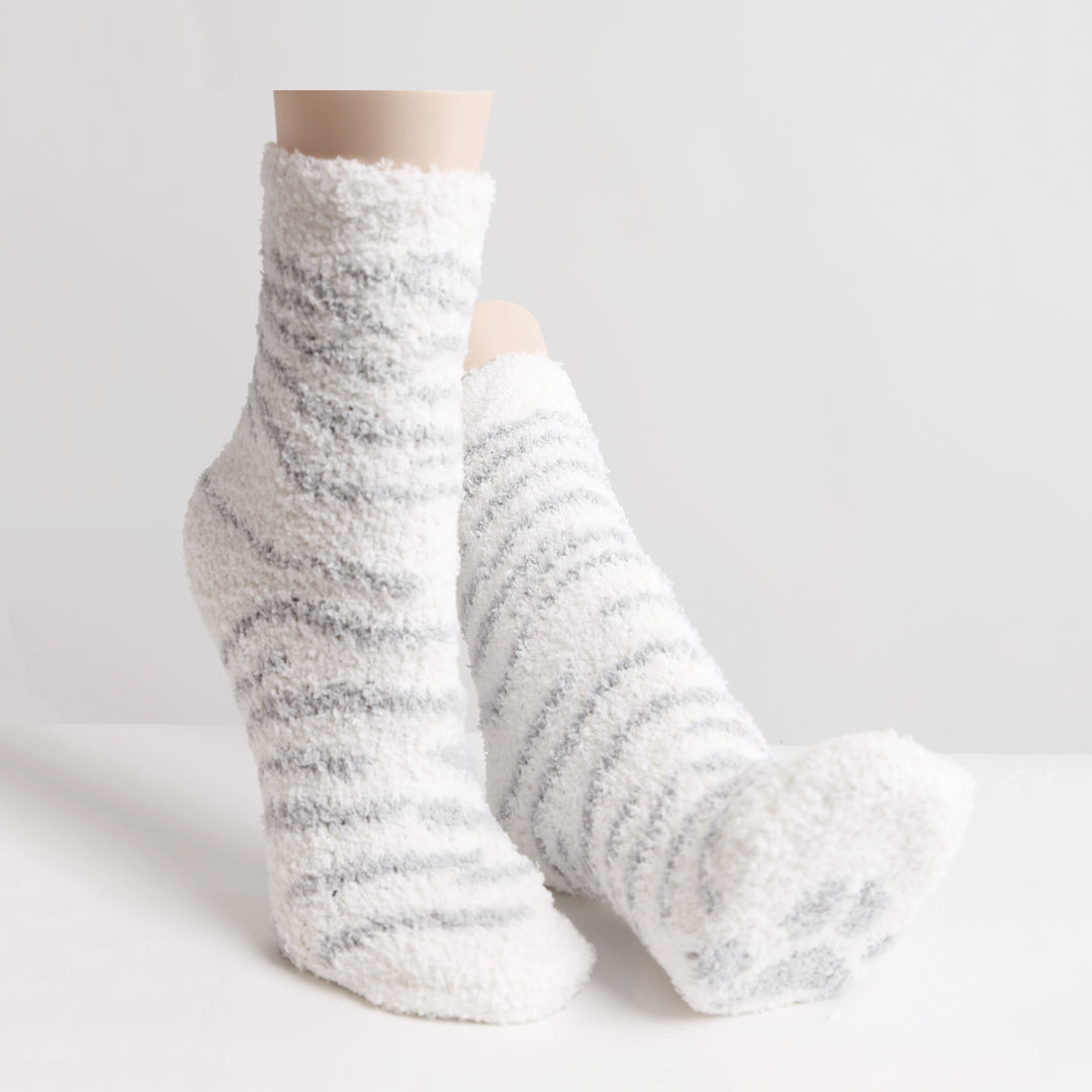 JCS106 - TIGER PRINT LUXURY SOFT MINI-CREW SOCKS W/ PAW PRINT - 6PC SET
