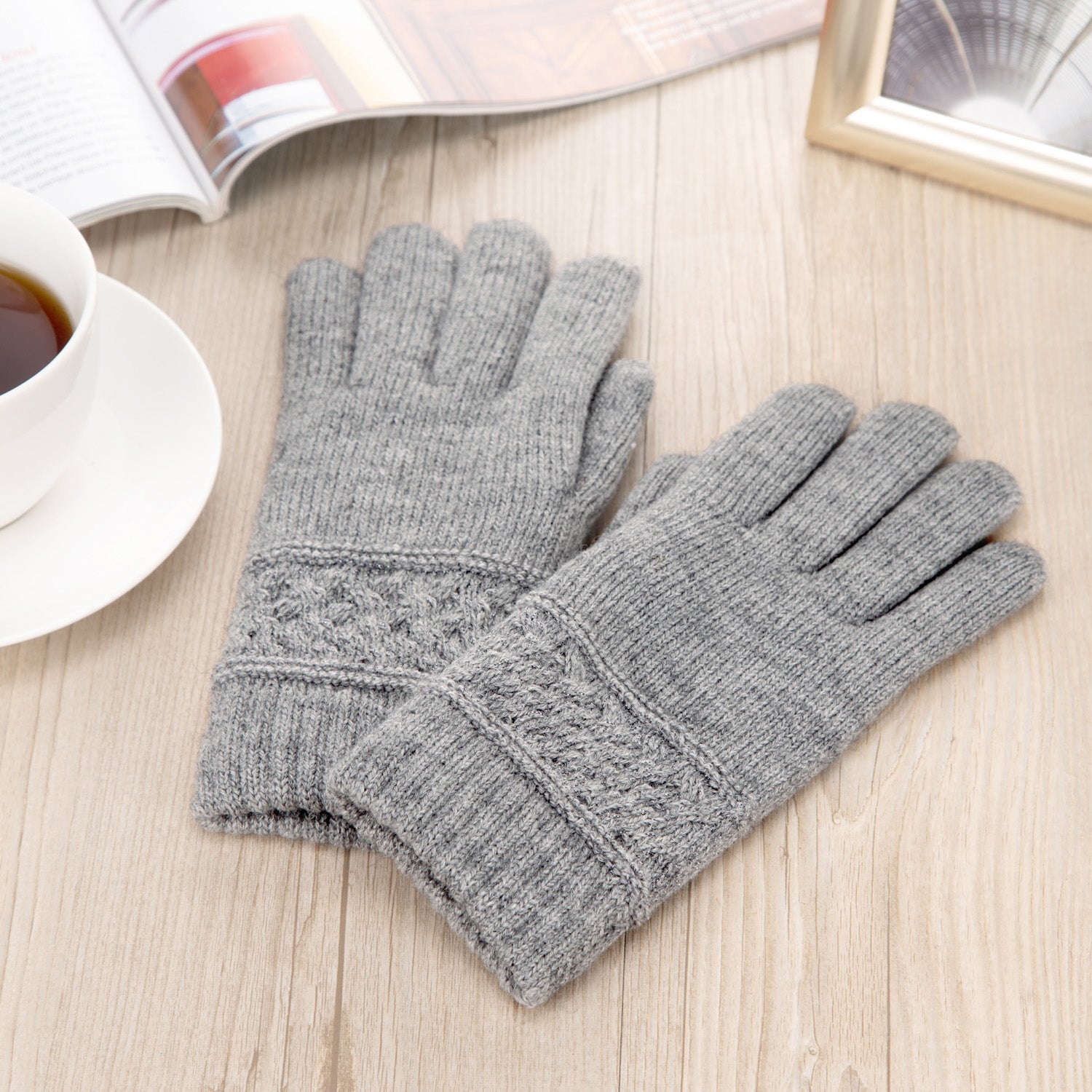 JG731 - One Dozen Ladies Double Layer Lining Knit Gloves