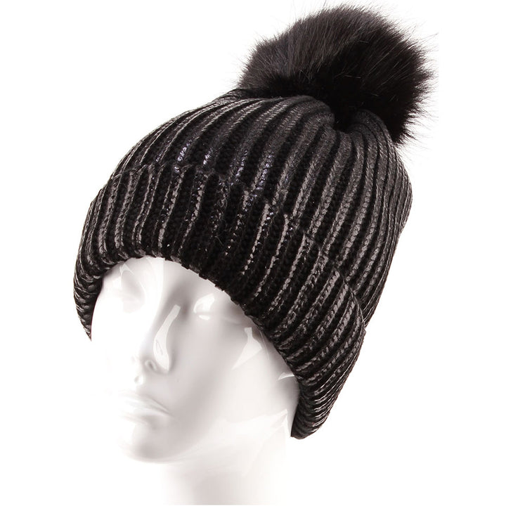 HY5933 - One Dozen Hats