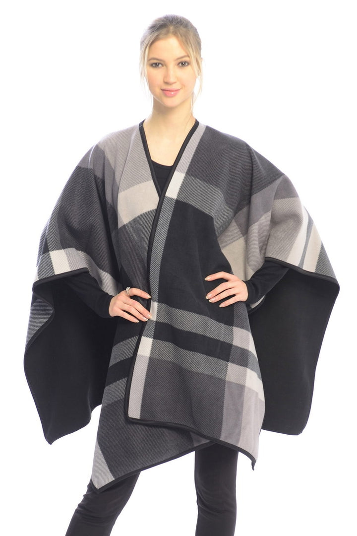 JP243_BLACK RUANA